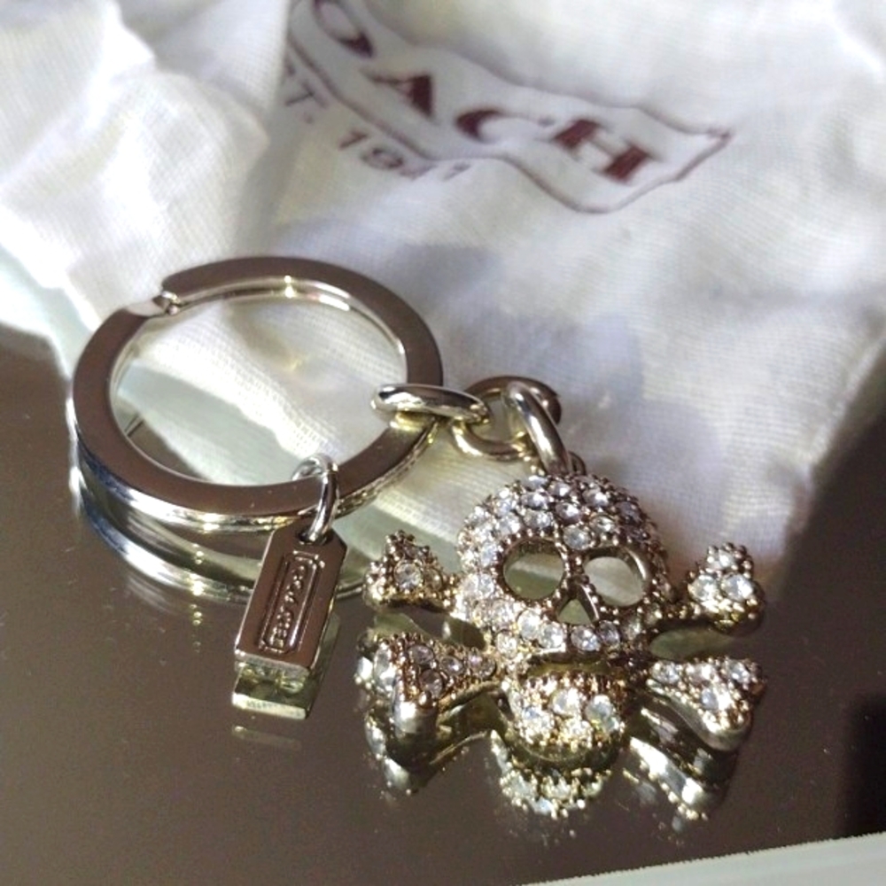 COACH Swarovski Embedded Crystal Cross & ☠️ 💀 🎁 NWT - Picture 2 of 4